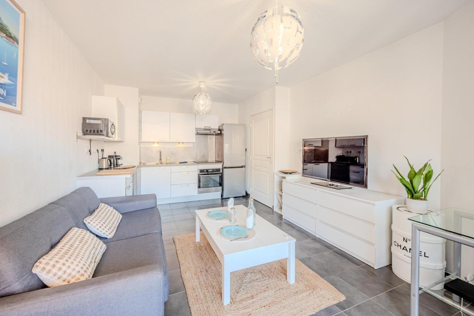 Le Neroli T2 Dernier Etage Avec Terrasse Et Garage Lägenhet Toulon Exteriör bild