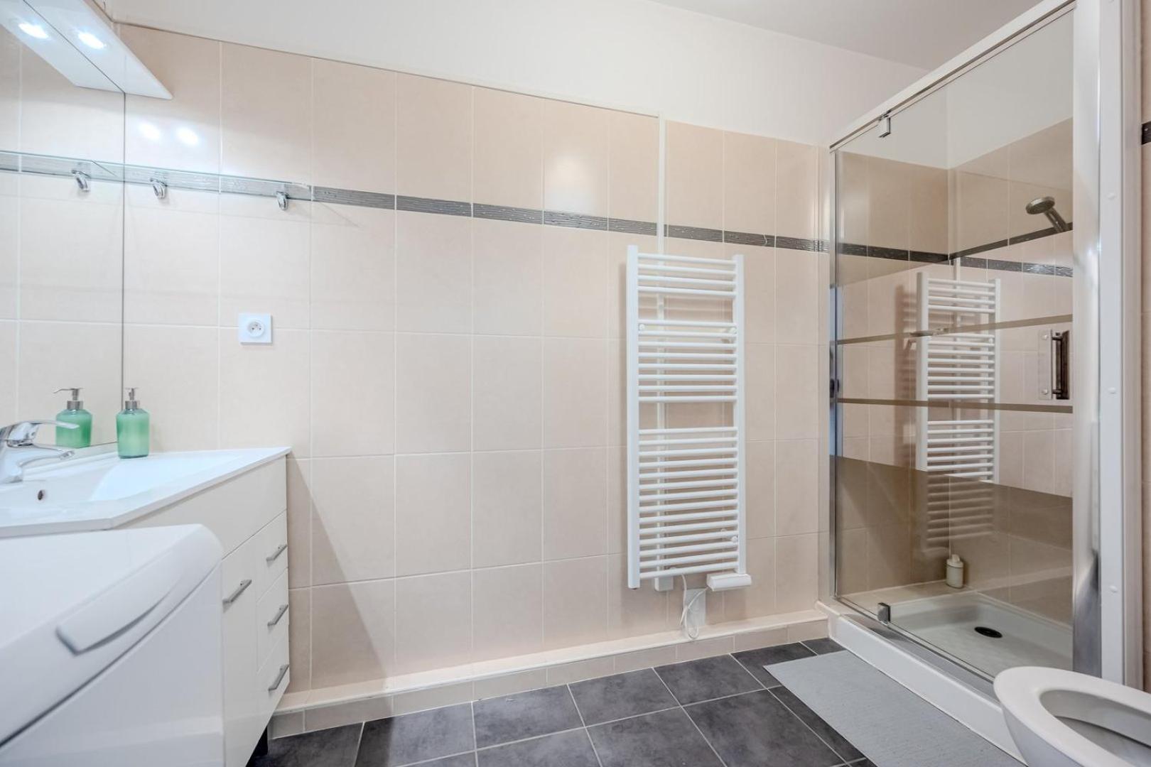 Le Neroli T2 Dernier Etage Avec Terrasse Et Garage Lägenhet Toulon Exteriör bild
